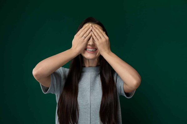 Wie kann ich einer Eintönigkeit im Leben meines Wellensittichs entgegenwirken?